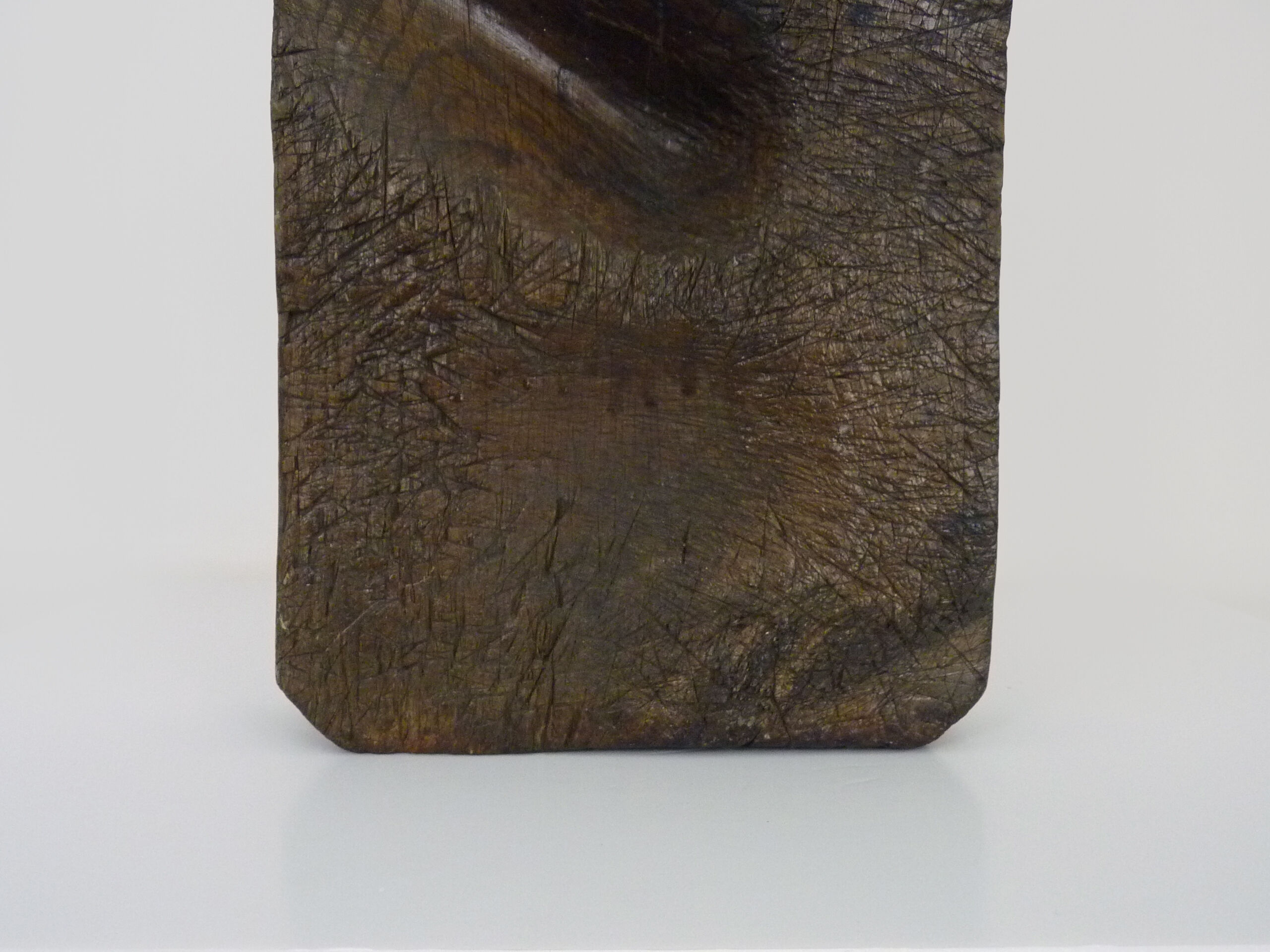 Handcrafted cutting board, wooden log, 50