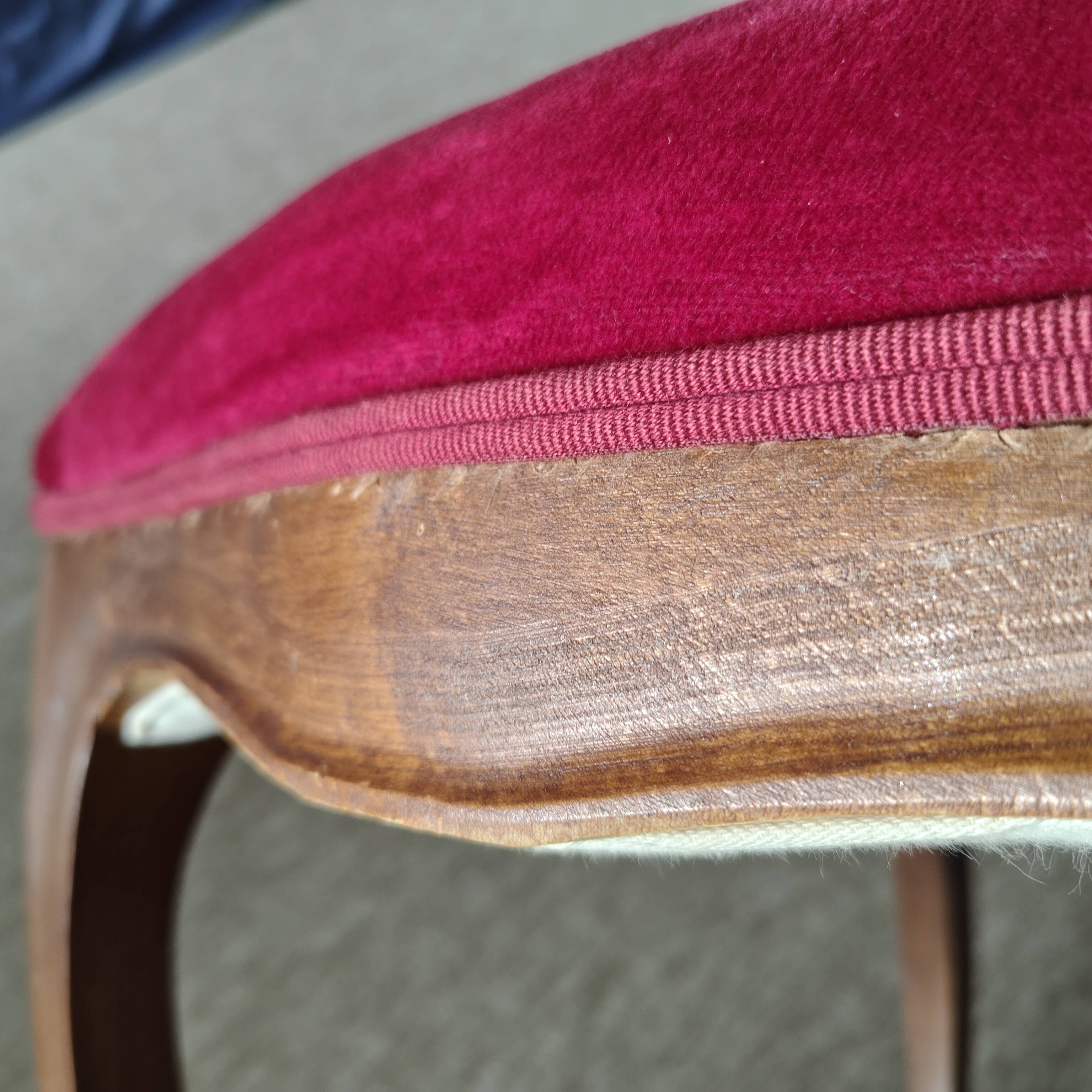 Tabouret / repose-pied