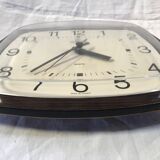 Vintage Formica Wall Clock Featured