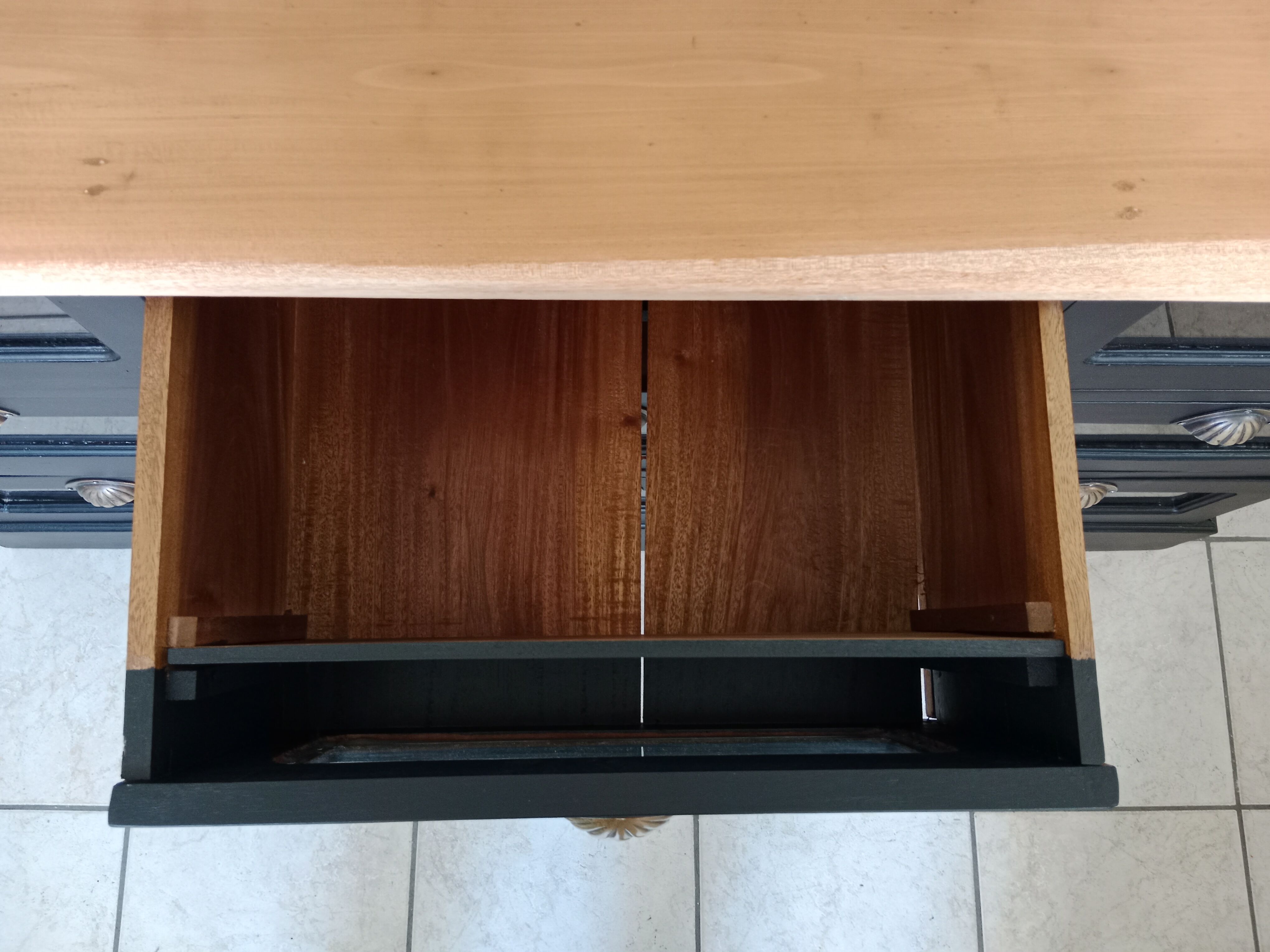Buffet teck meuble 9 tiroirs en bois brut
