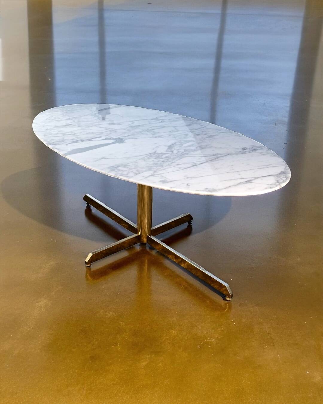 Super Malta marble and brass dining table, Roche Bobois, 1980s