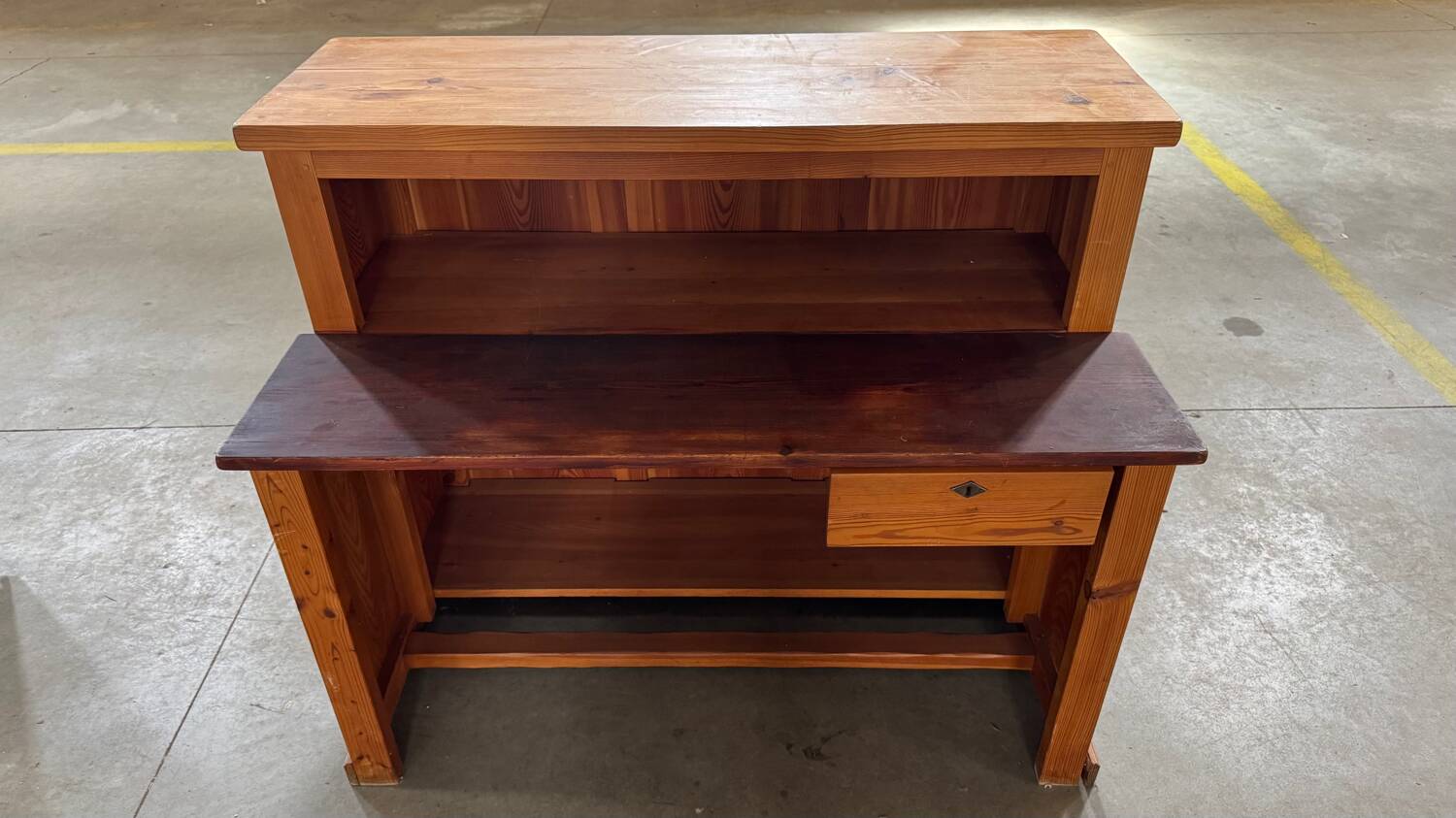 Vintage pichepin desk