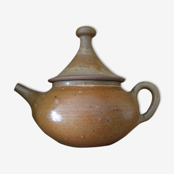 Sandstone teapot