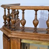 Oak apothecary counter – 1920