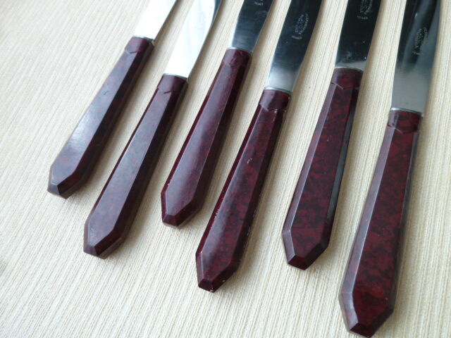 Box of 6 old Bakelite and Stainless steel table knives art deco style