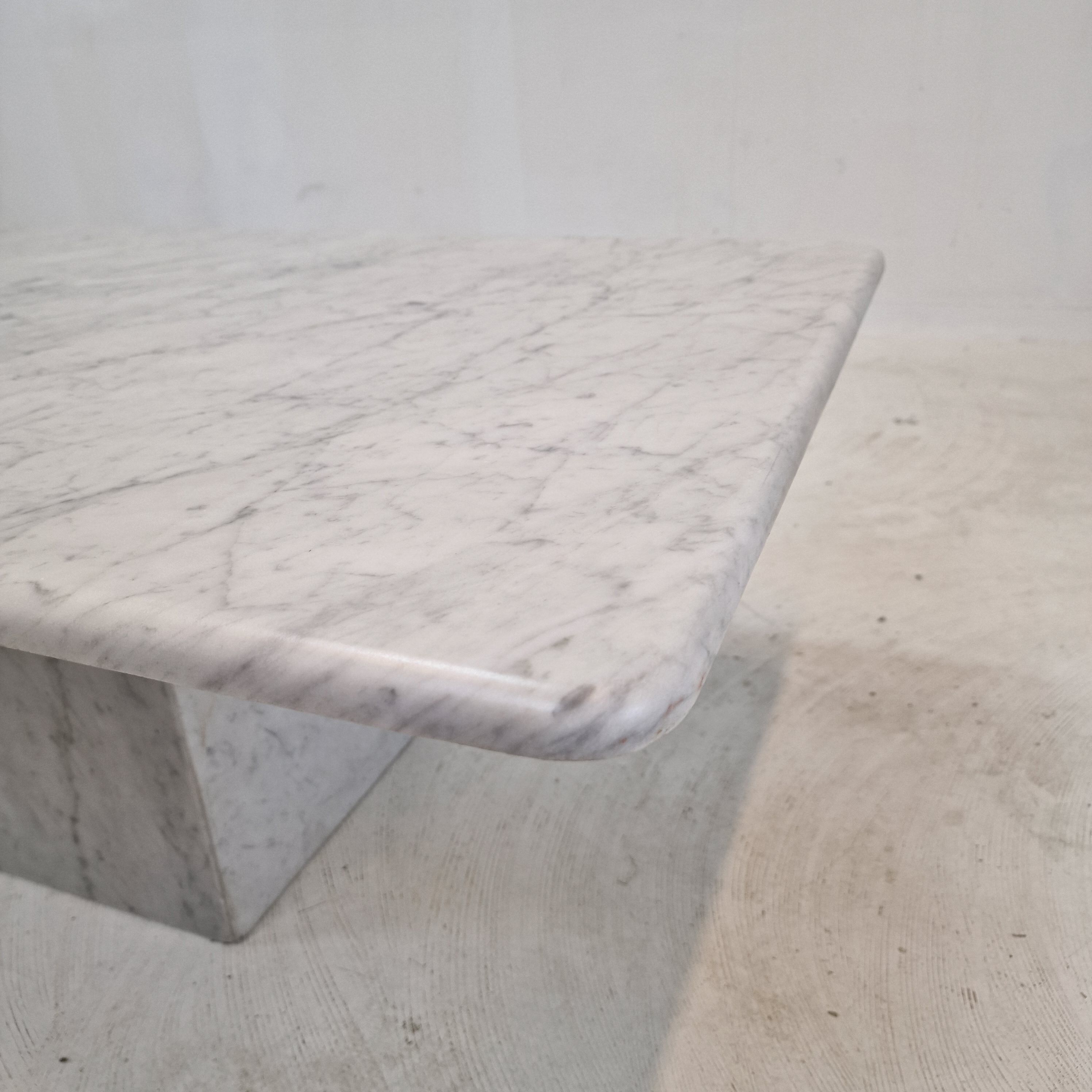 Italian marble coffee table, 1980s