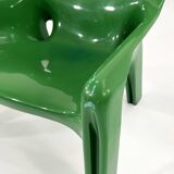 Vicario armchair in green by Vico Magistretti for Artemide, 1970