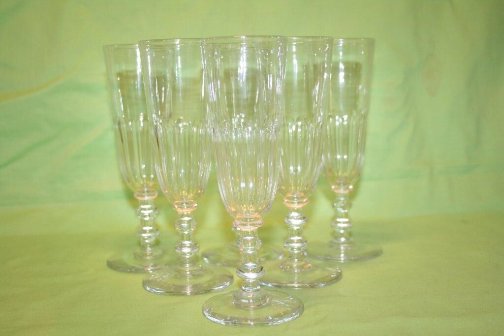 St. louis 6 flutes baccarat has champagne 19th cut sides flat crystal