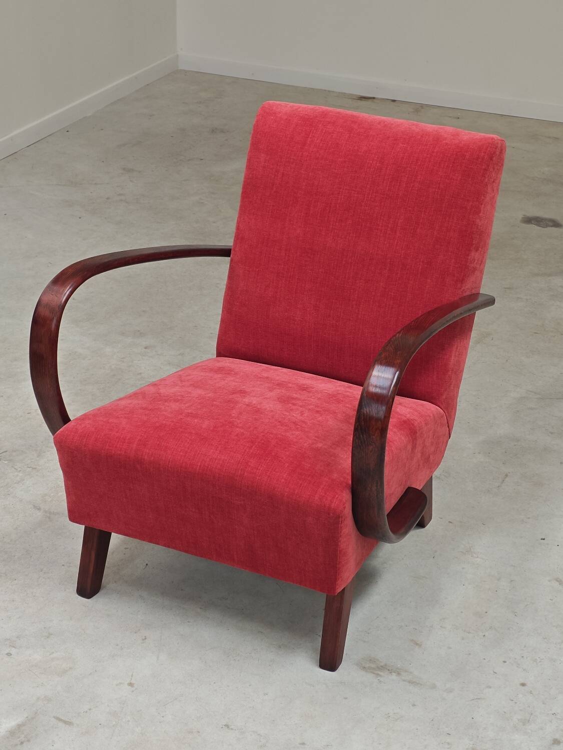 H410 Type C Powder Pink Armchair by Jindrich Halabala for Thonet 1930