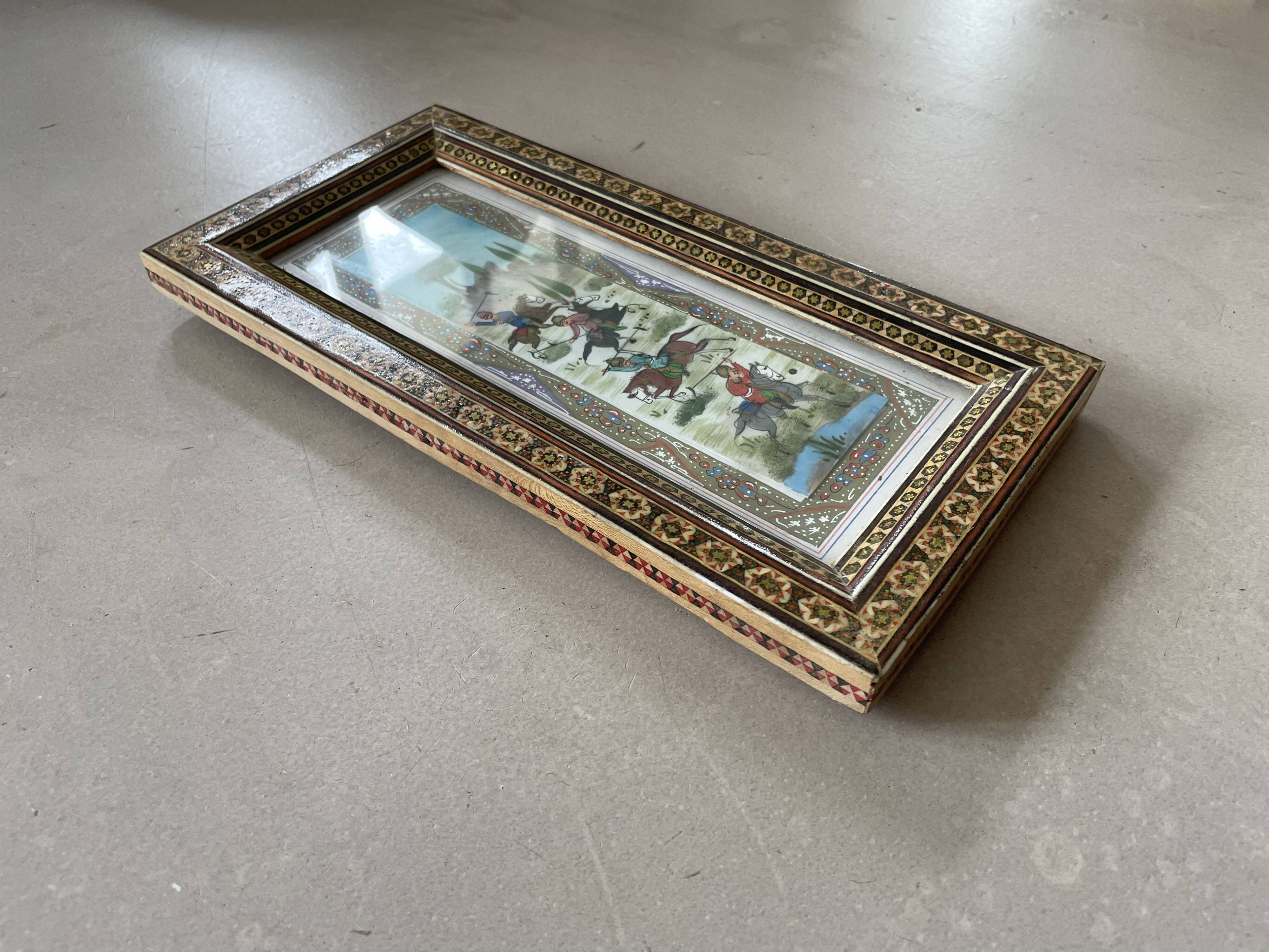 Cadre persan en marqueterie