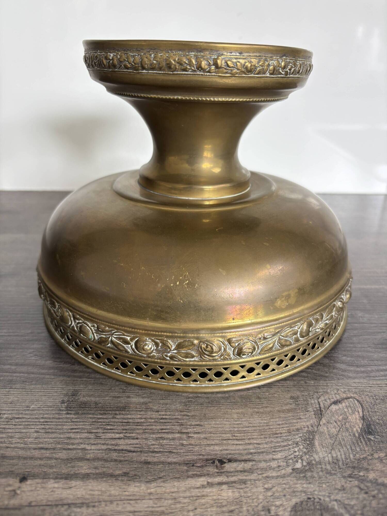 Vintage brass footed bowl, Italian decoration.