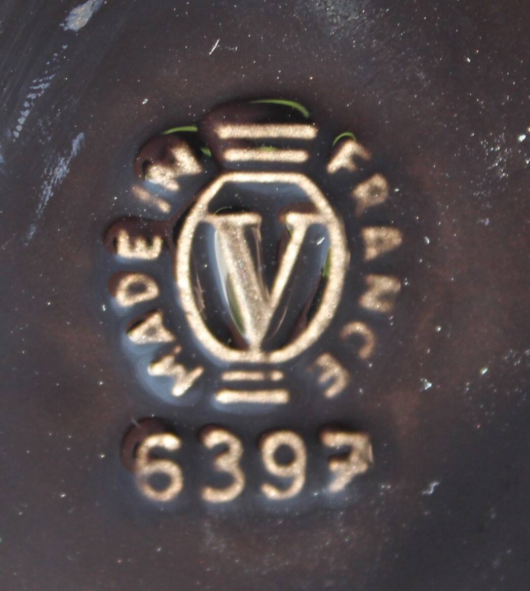 Large iridescent vase Verceram n° 6397 60s