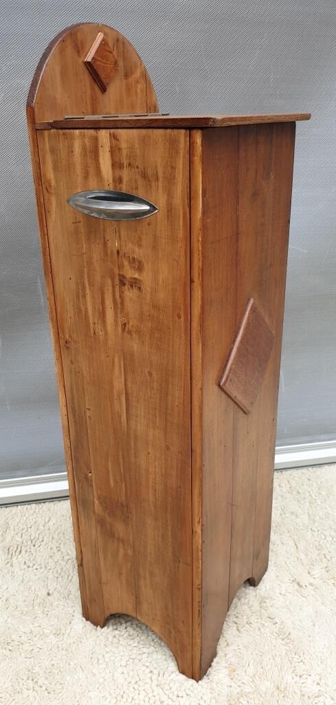 Vintage bread hutch 1940 diamonds