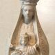 Viege to the crowned child