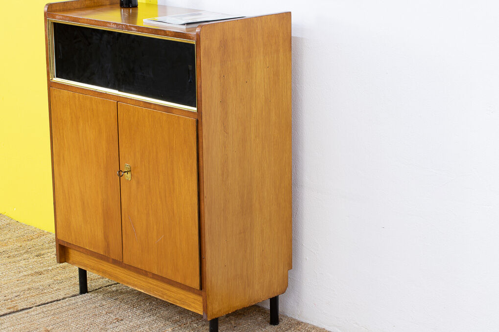 Vintage Scandinavian Chest of Drawers – 81 cm