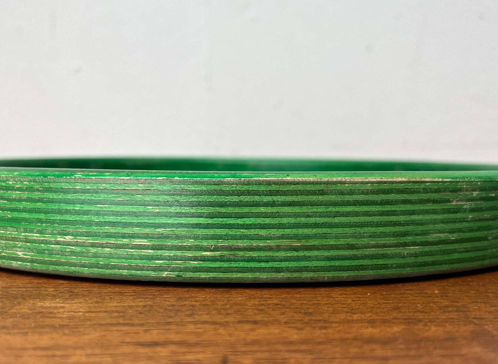 Modern mid-century bowl in wood by Paavo Asikainen, Finland, 1960s.