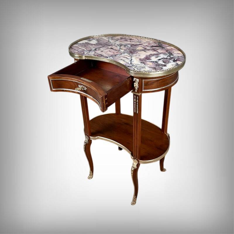 Small Kidney Table in Mahogany, Transition Style – Early 20th Century