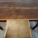 Bureau pieds tournés