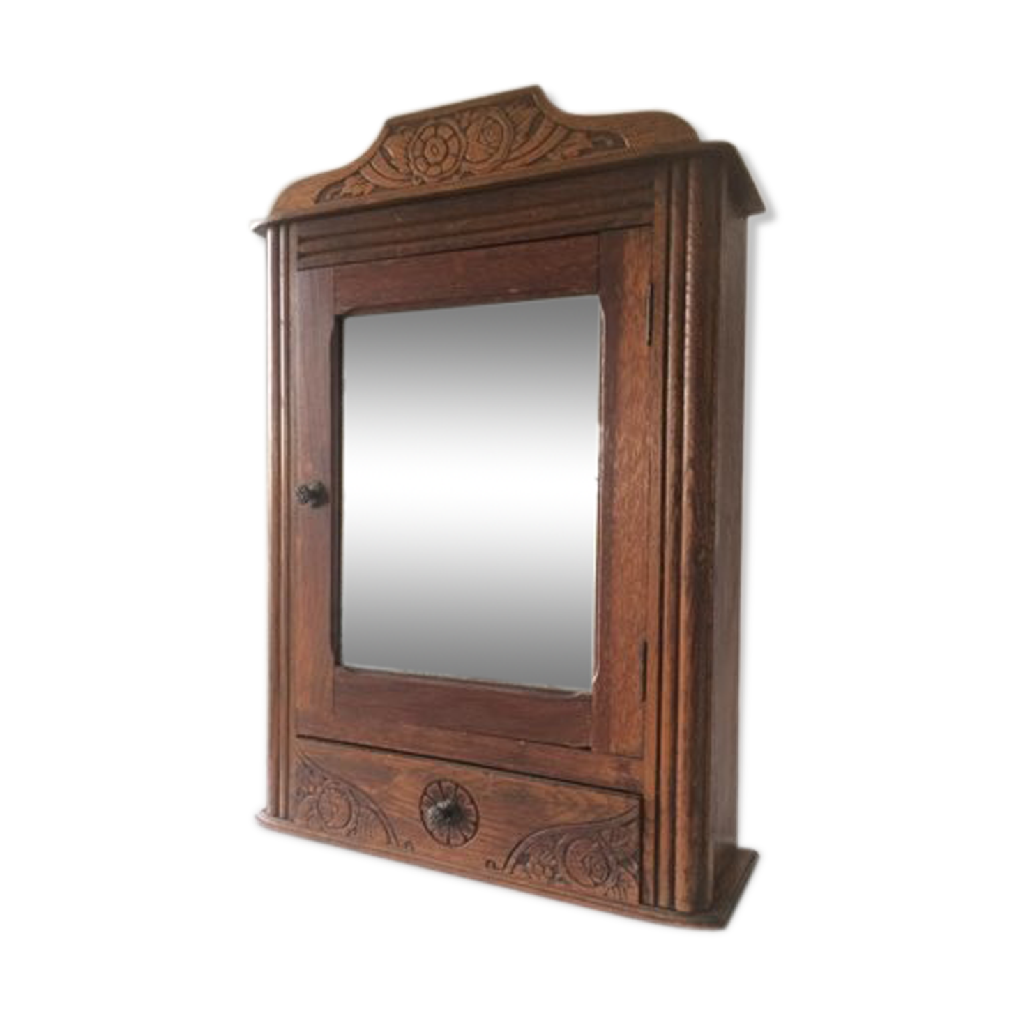 Armoire murale ancienne