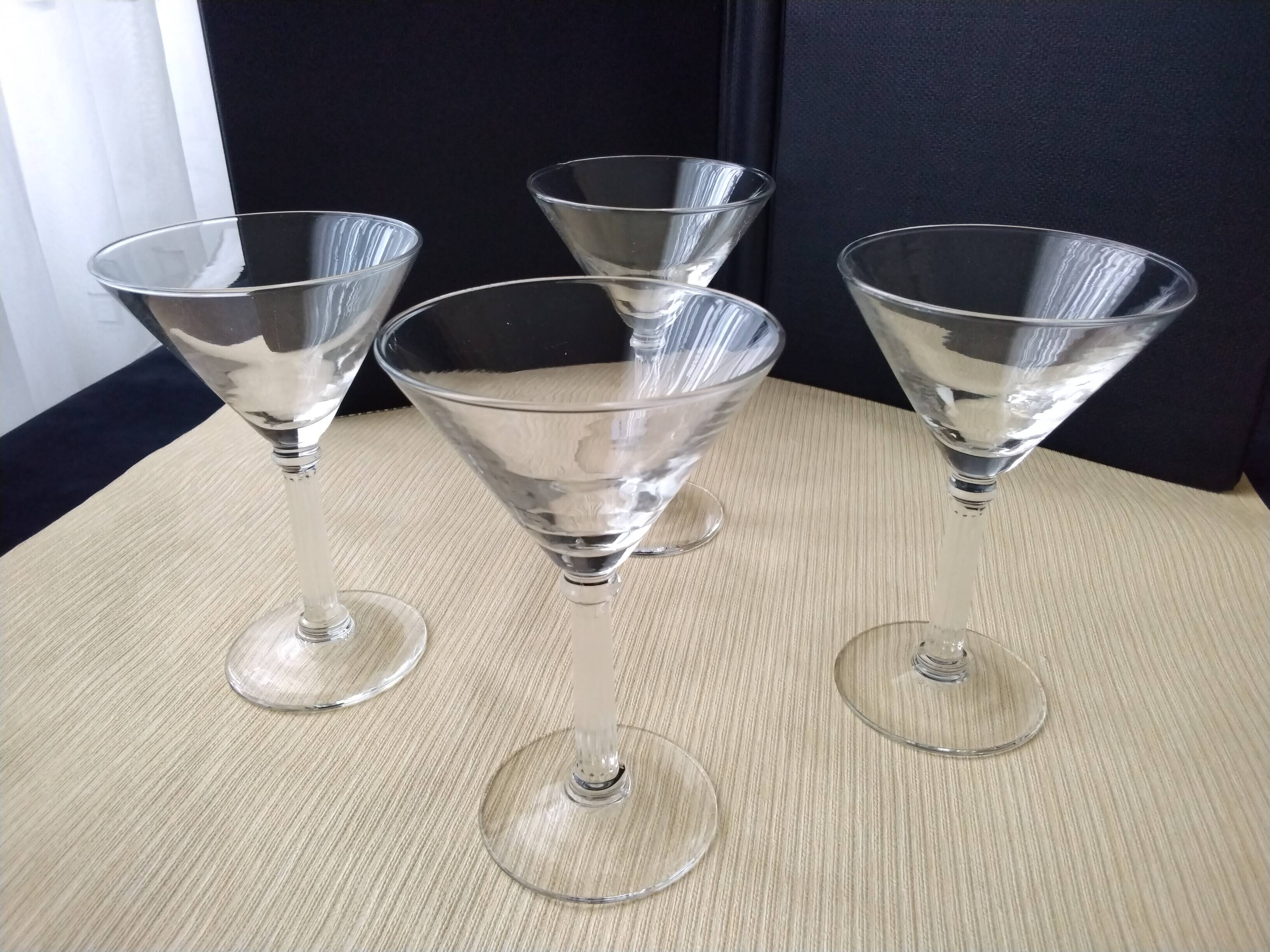 4 Coupes à cocktail Luminarc