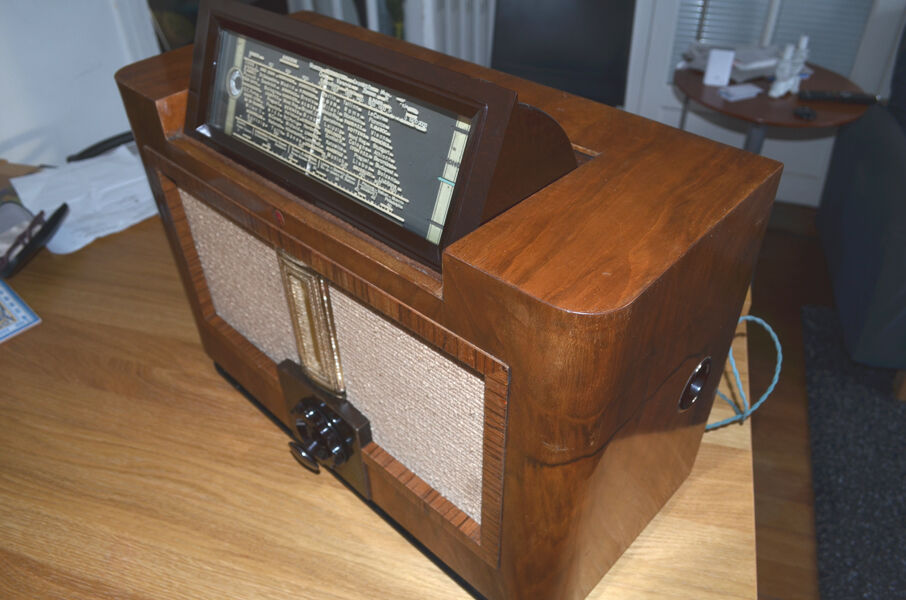 Radio philips mono button 750 has