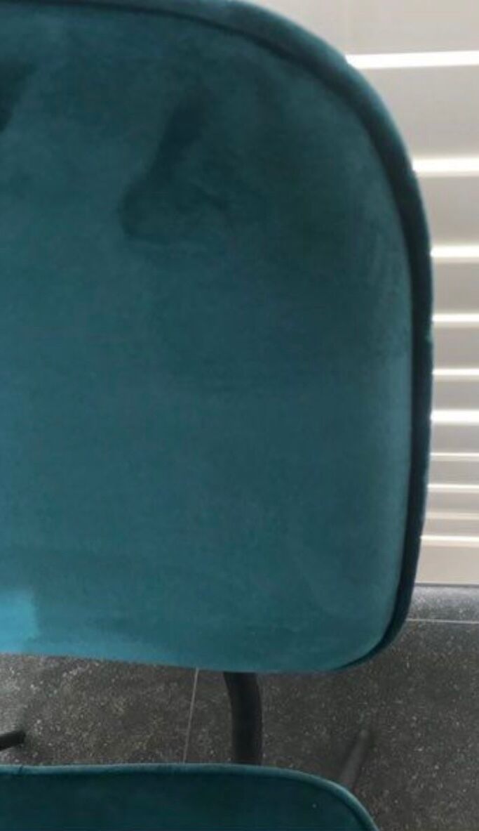 Chaises en velours