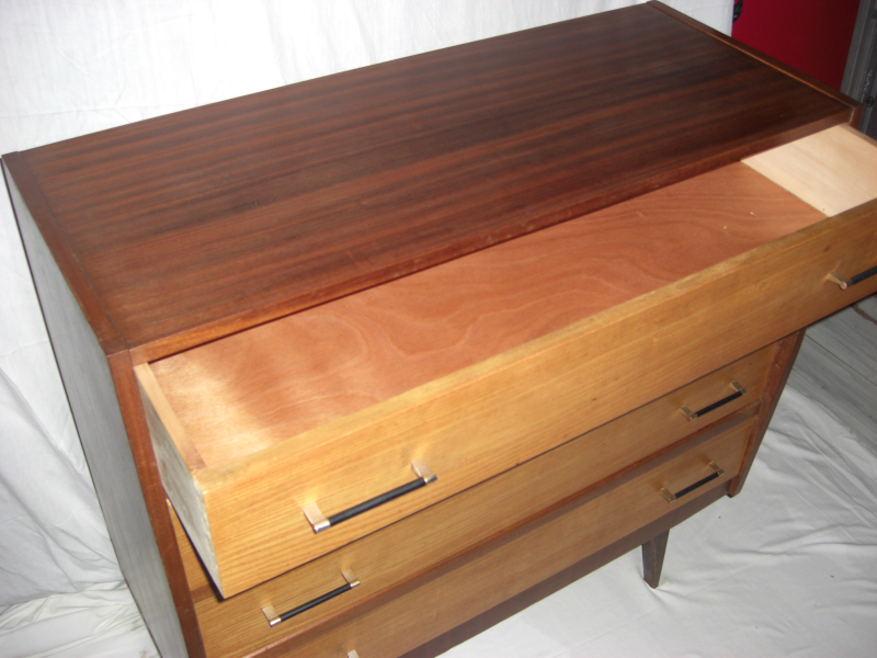 Dresser vintage Scandinavian year 50