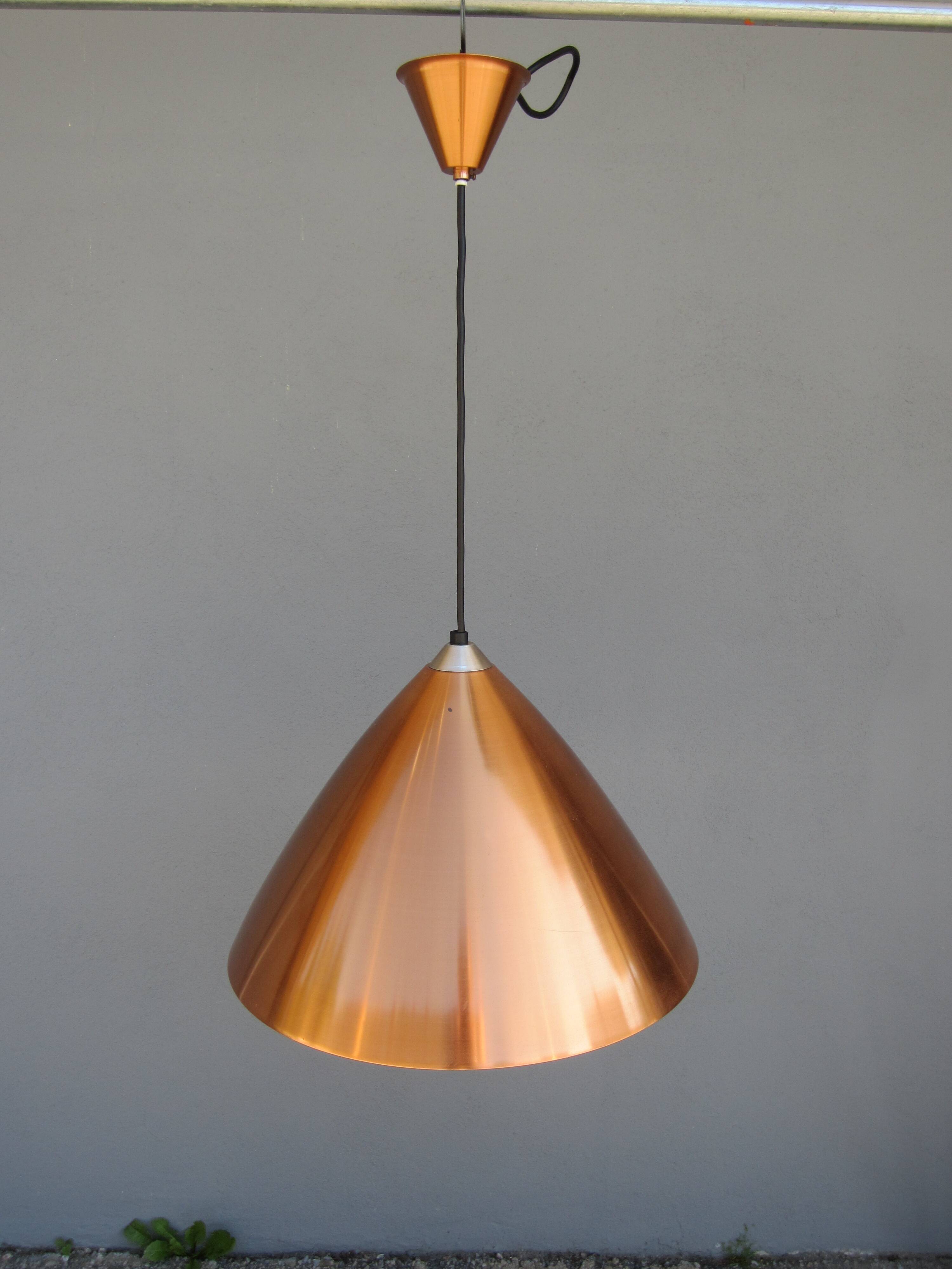 Suspension scandinave en cuivre