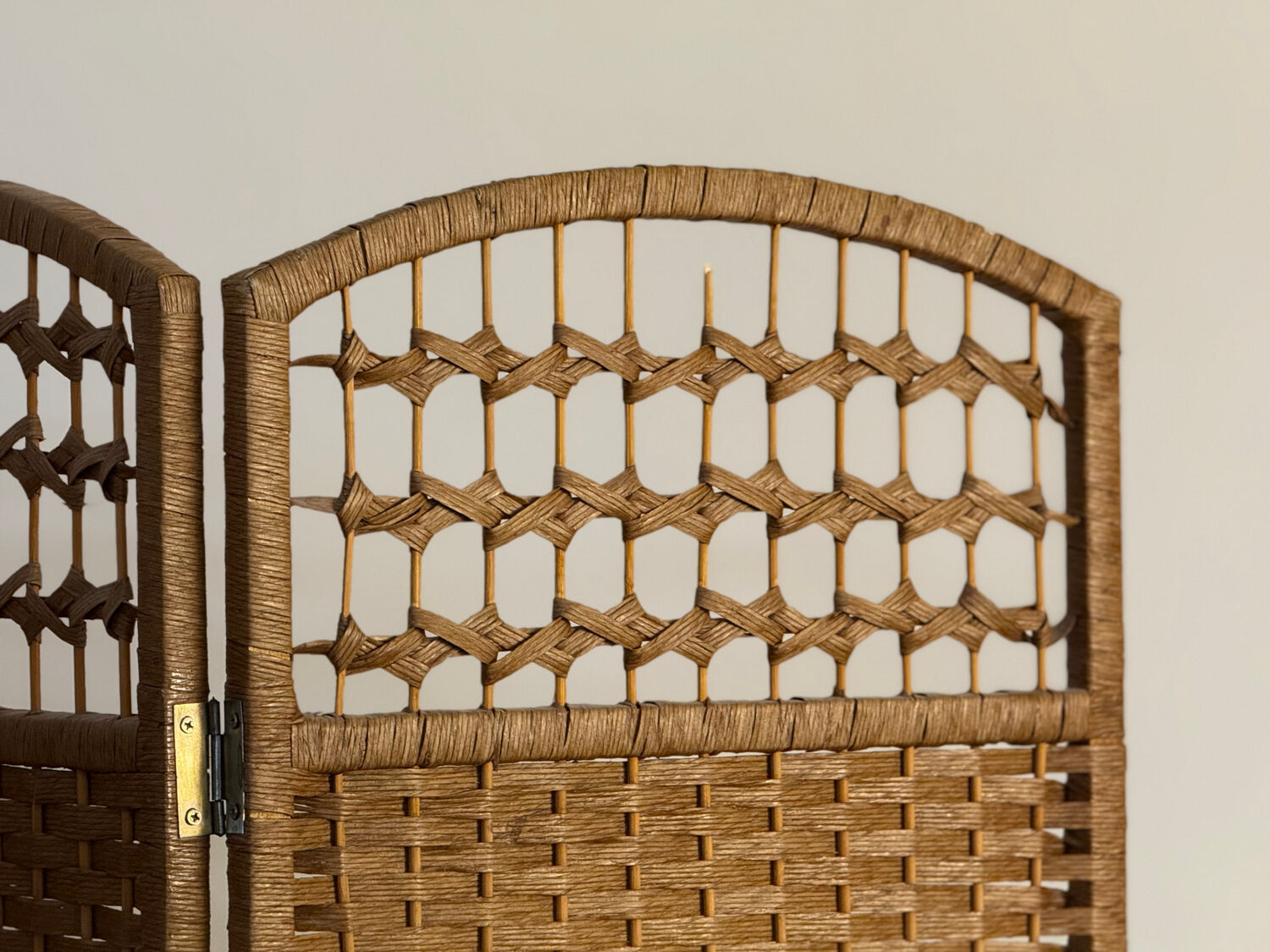 Vintage rattan and woven wicker screen – 3 panels – 1970s