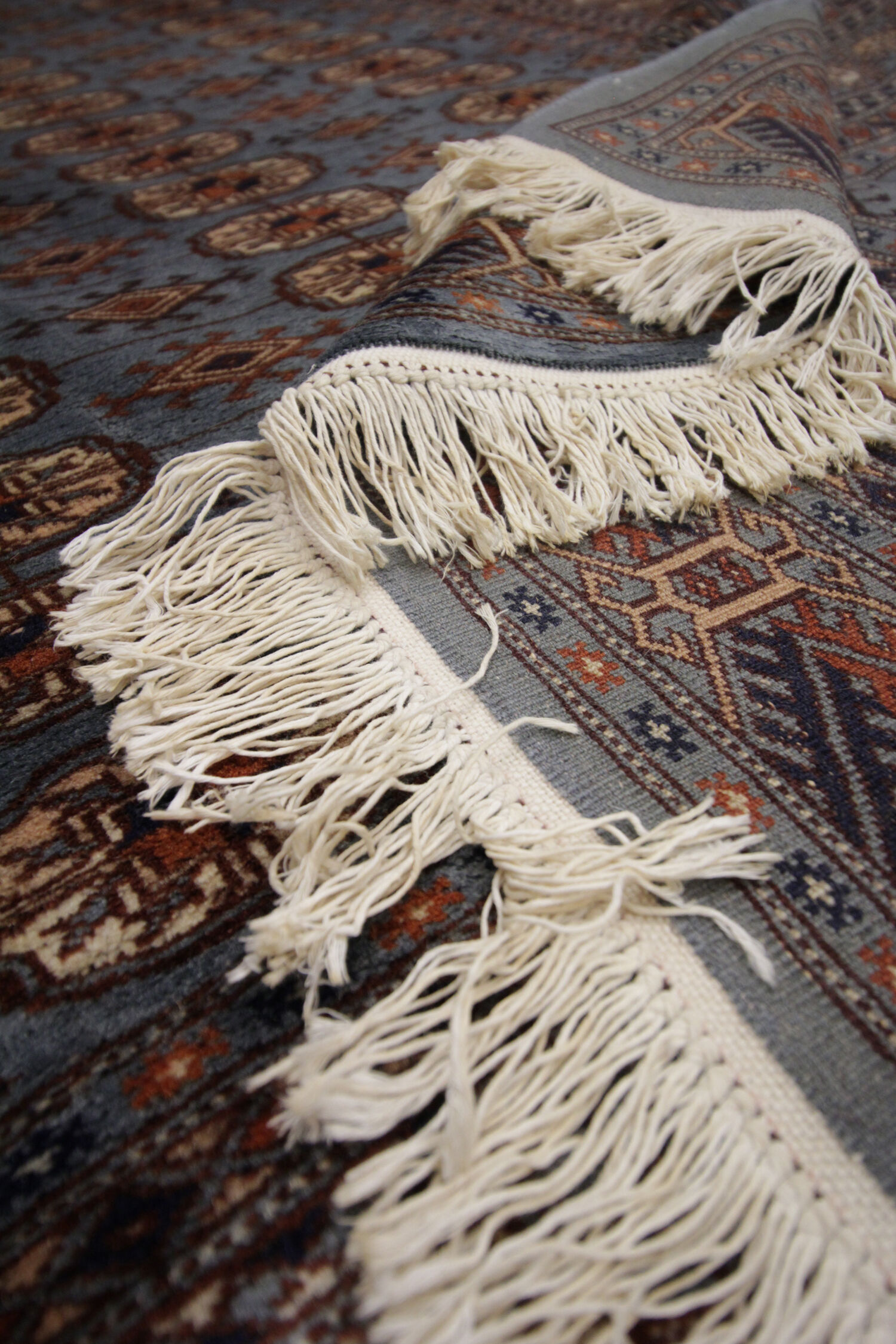 Traditional Hand Made Blue Wool Area Rug- 124x180cm