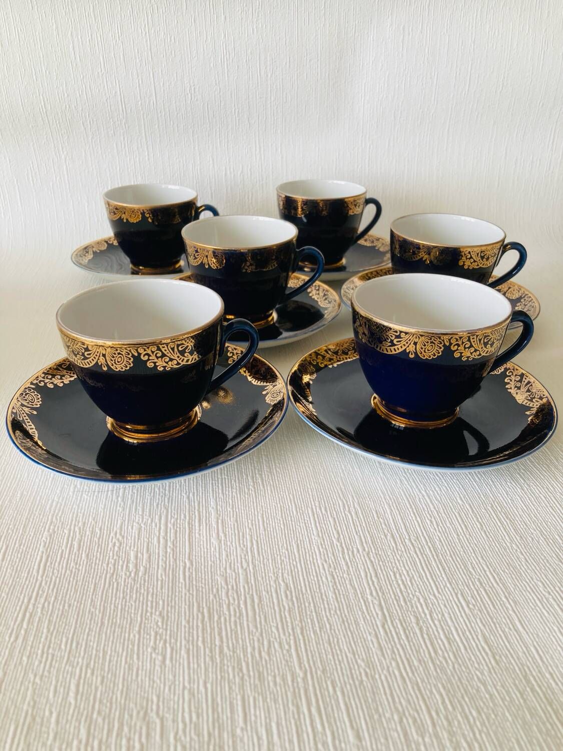 6 Lomonosov Cups and Saucers in Cobalt Blue with Gold Trim