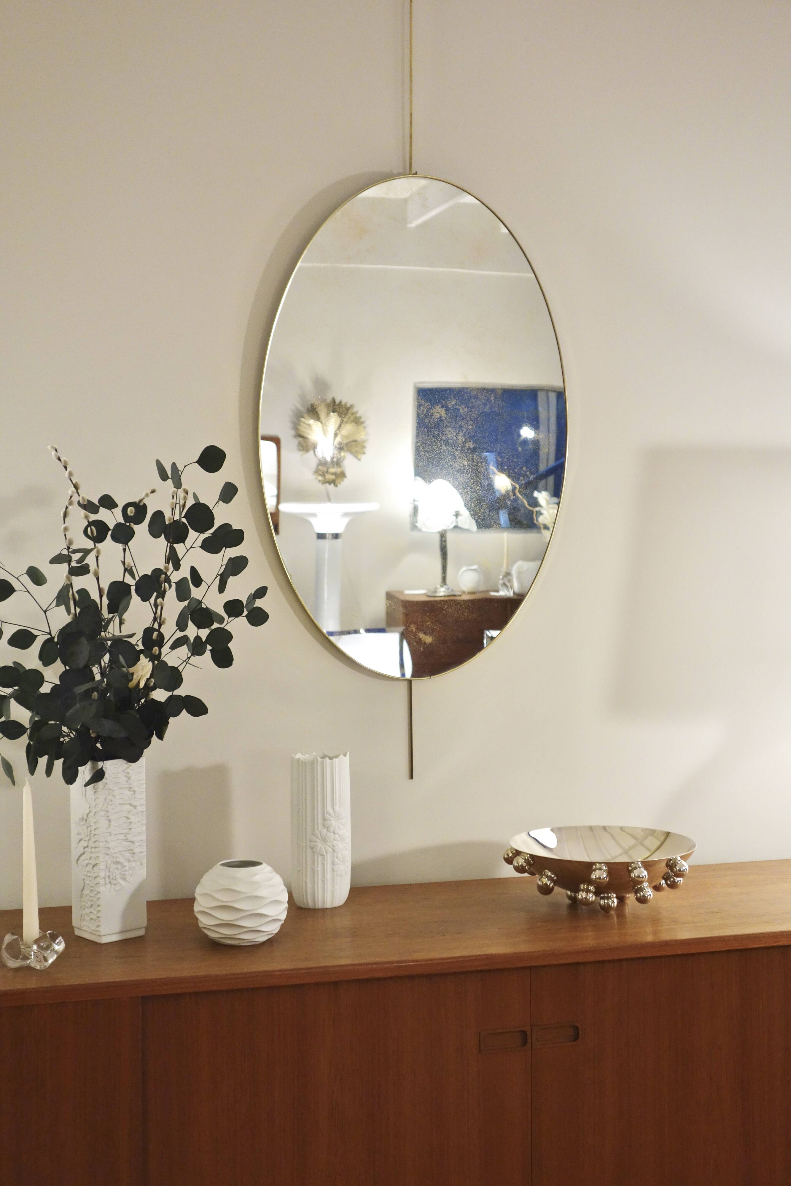 Vintage oval mirror from the 1960s