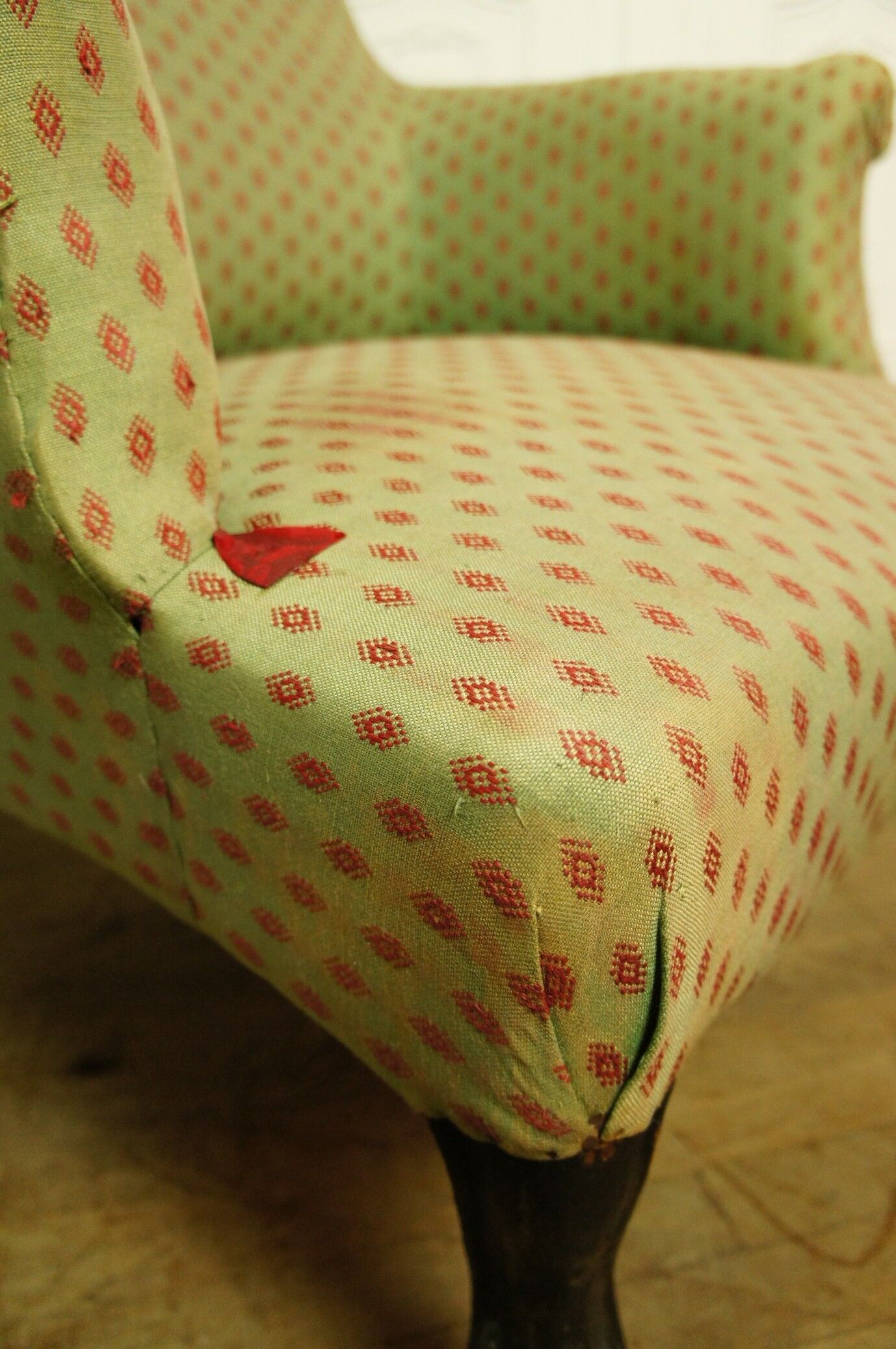 Napoleon III-style shepherdess chair