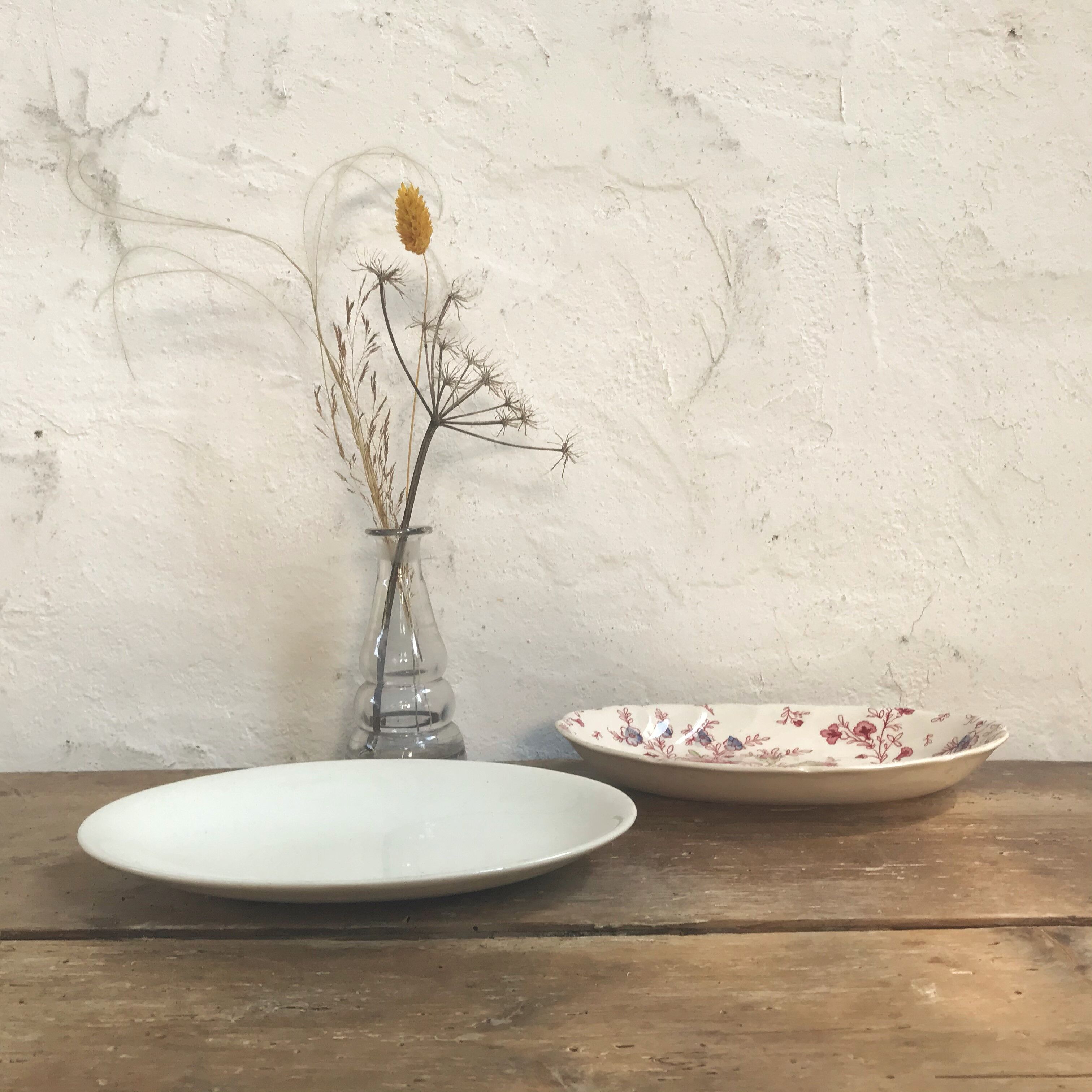 Pair of English earthenware ravines