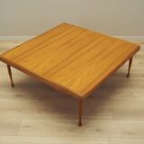 Mahogany coffee table, Italian design, 1970s, production: Italy