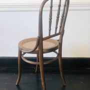 Paire de chaises signées Thonet