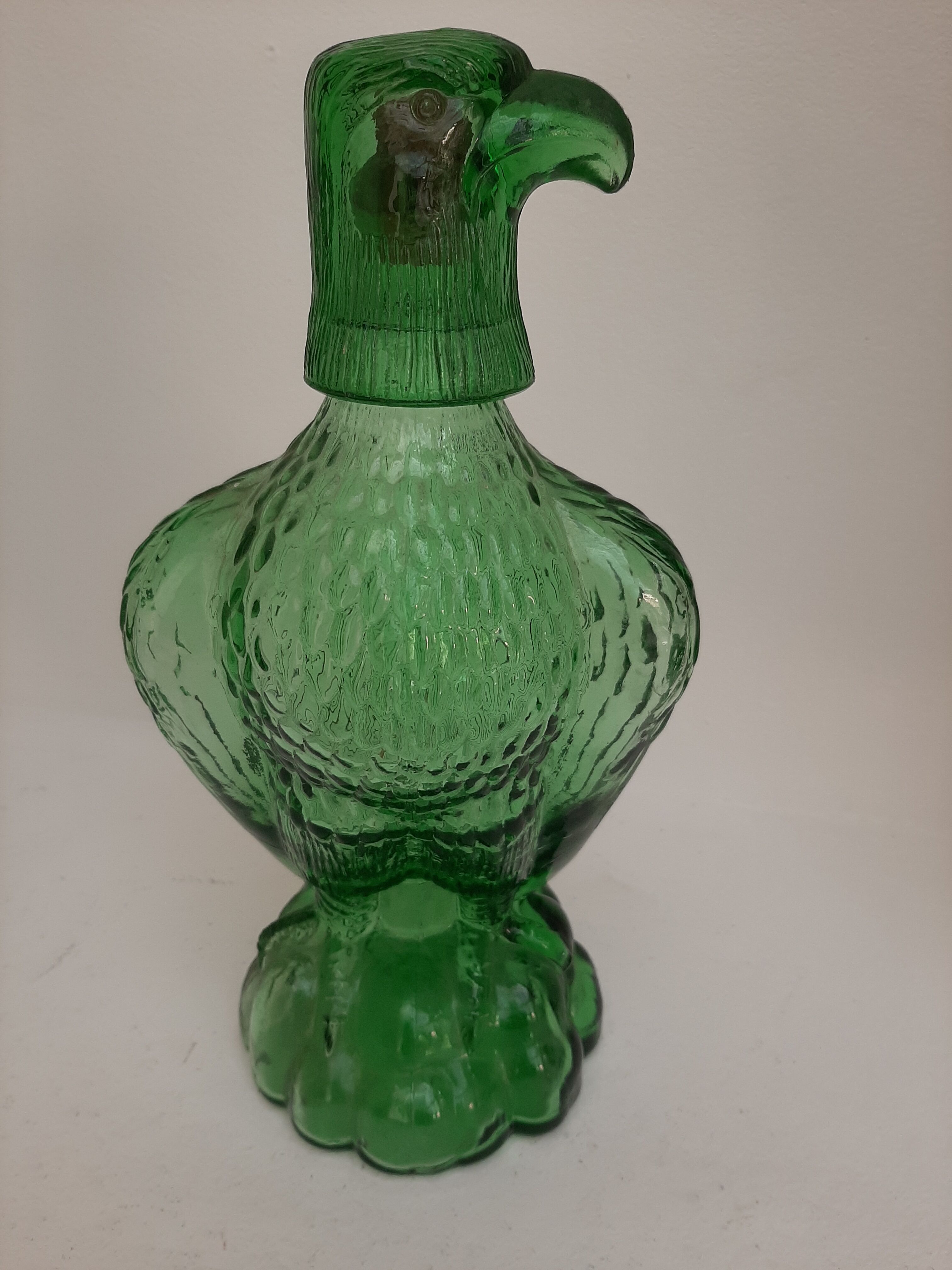 Bouteille en verre vert forme aigle style empoli