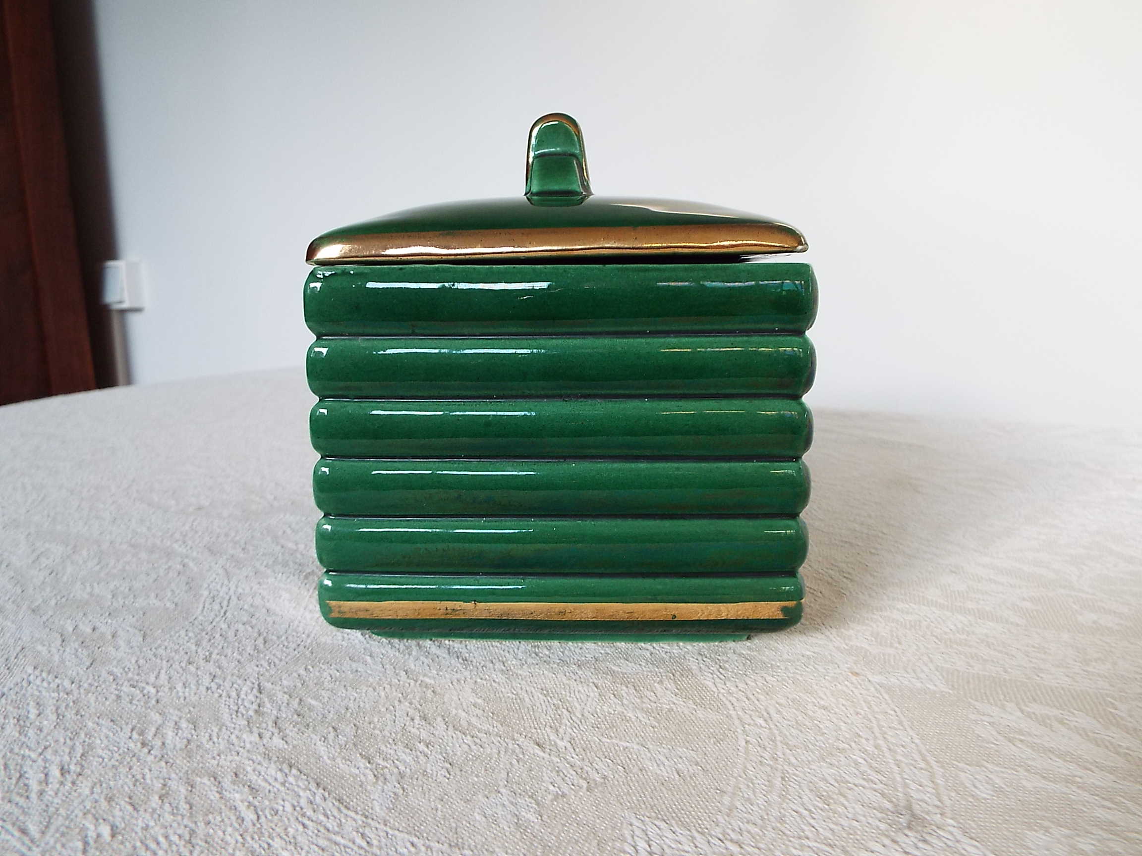 Biscuit or sugar box