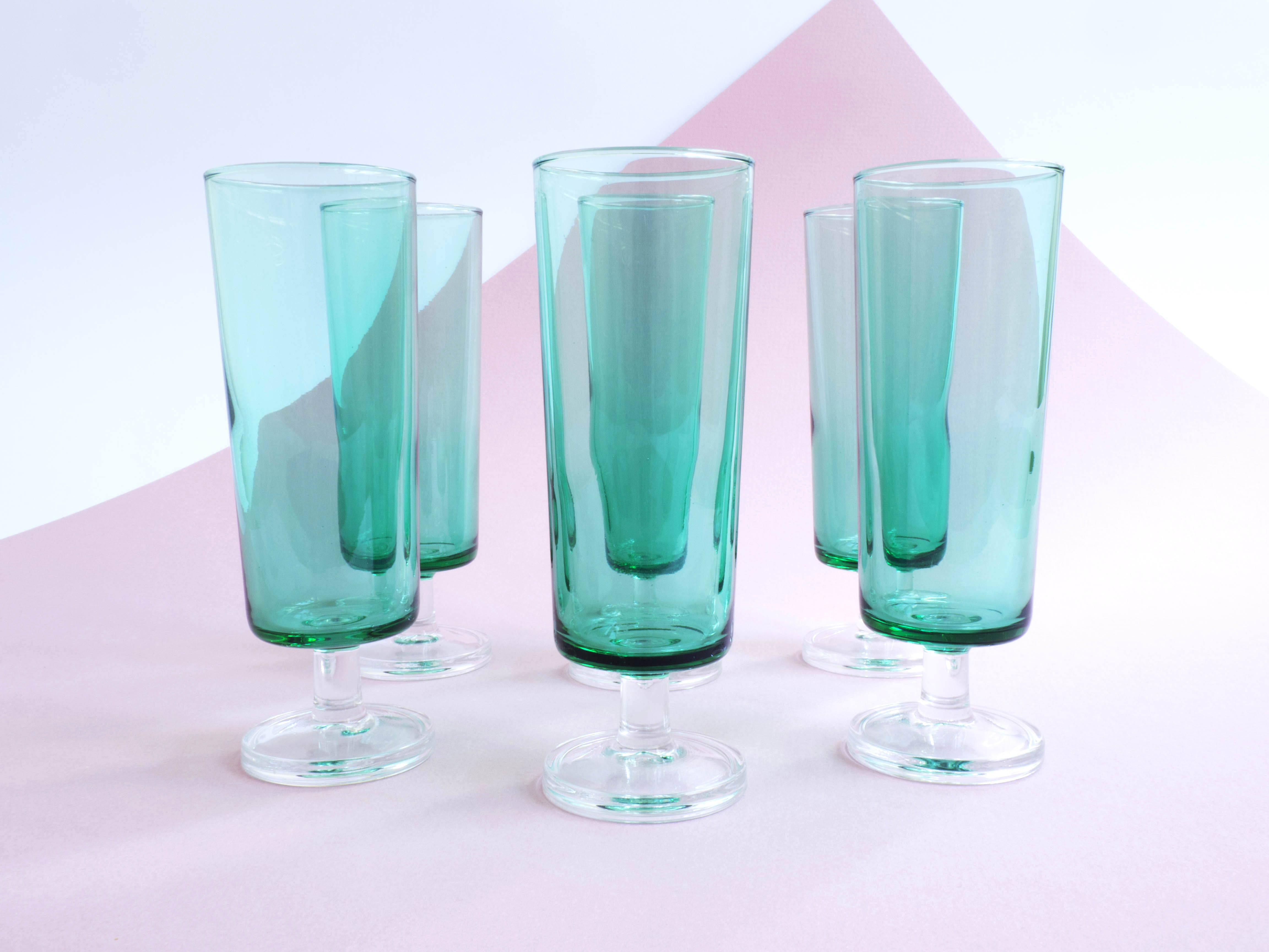 Vintage luminarc green champagne flutes