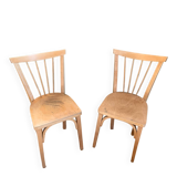 2 Scandinavian chairs inspired by Windsor.