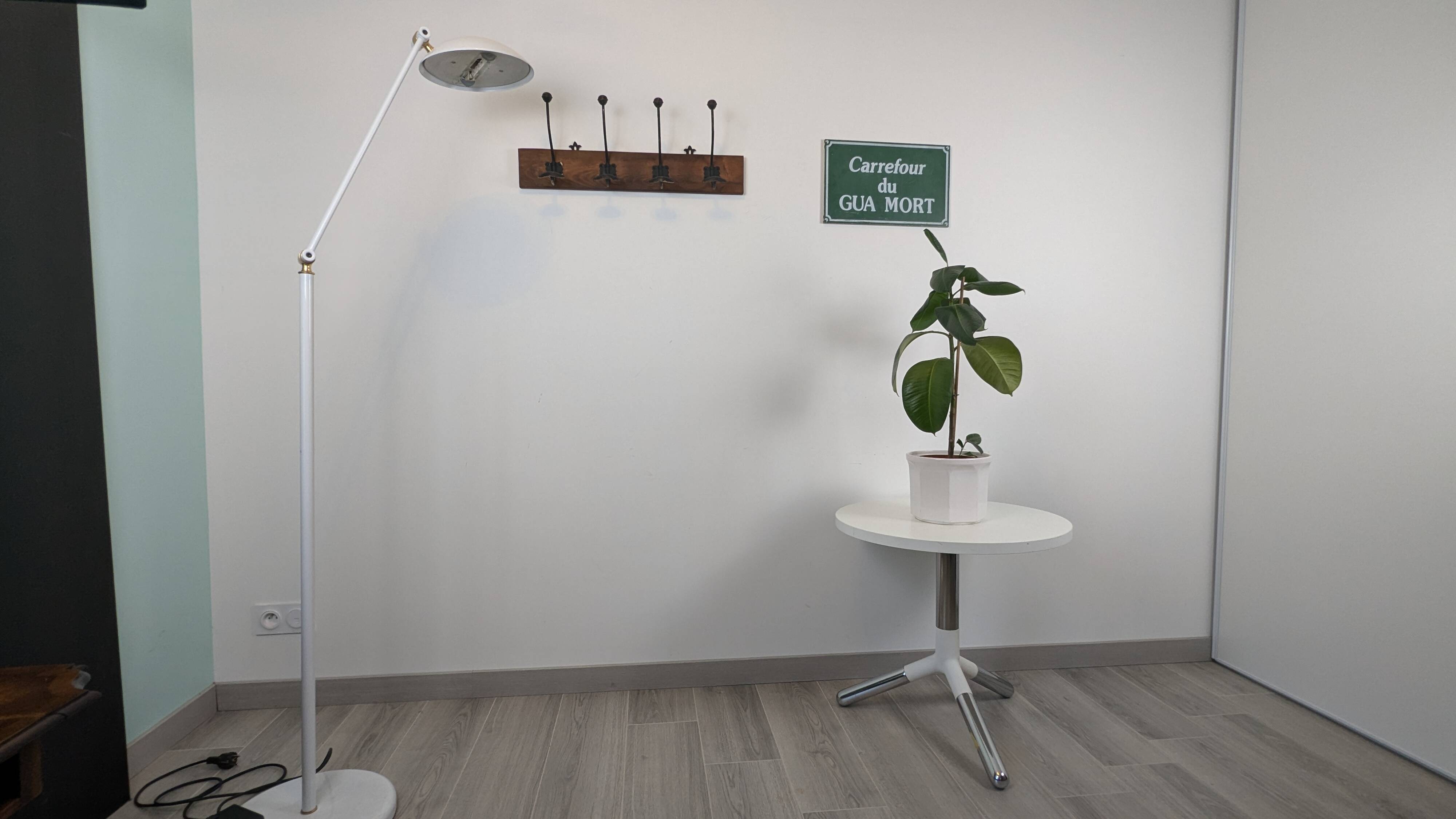 Patère 4 crochets en bois & fer – style industriel chic