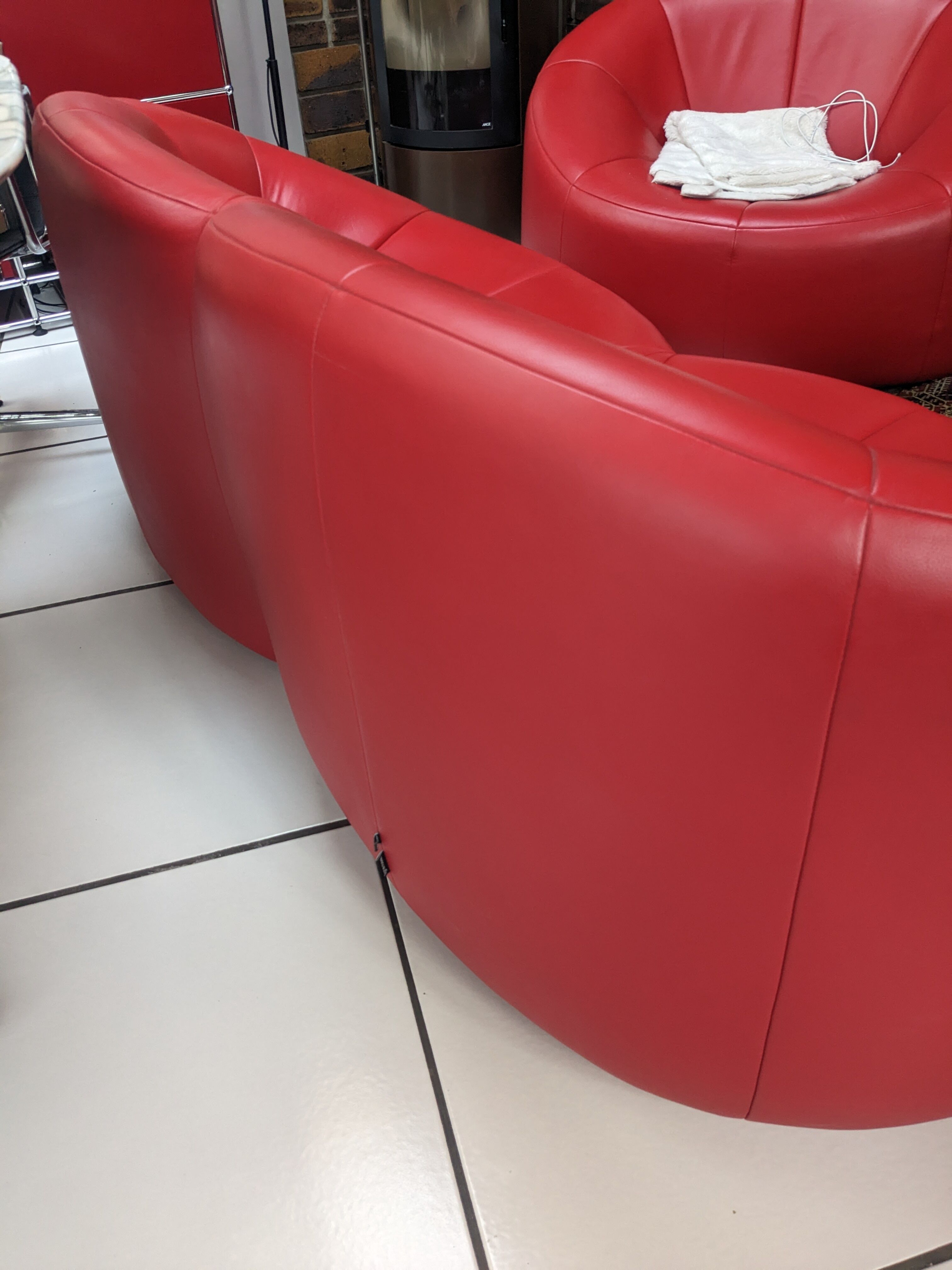 Leather sofa by Pierre Paulin by Ligne Roset