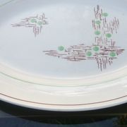 Oval serving dish of the faience factory of Gien model Old Pigalle