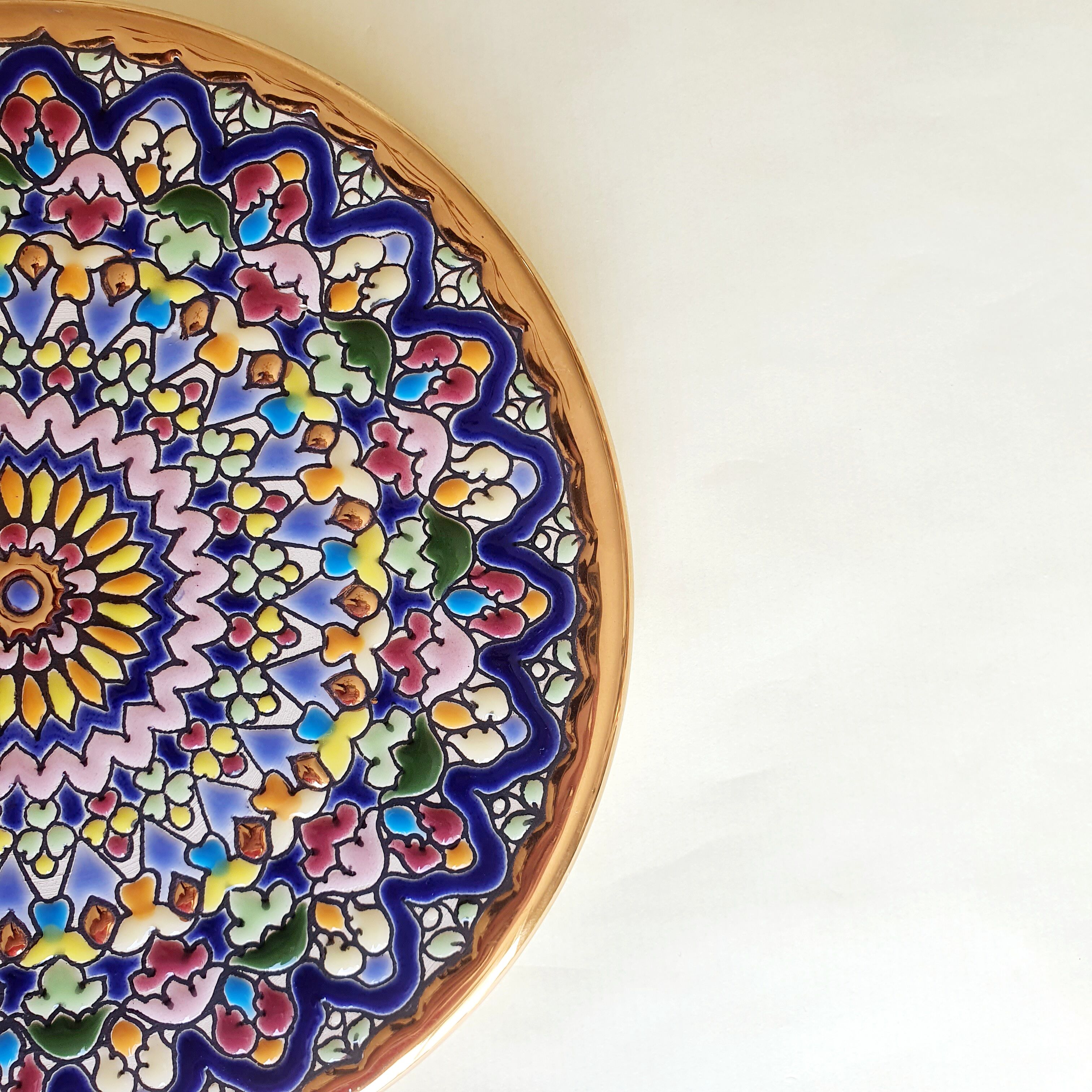 Assiette décorative émail et or Cercolon Espagne