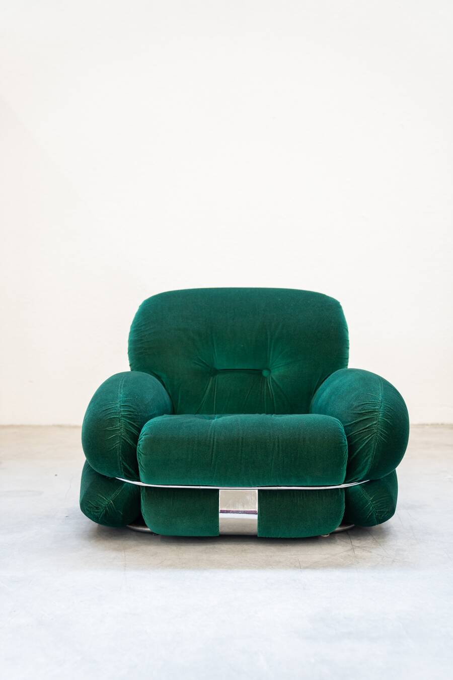 Living room, 2 armchairs and 3-seater sofa, OKAY model, Adriano Piazzesi, 1970