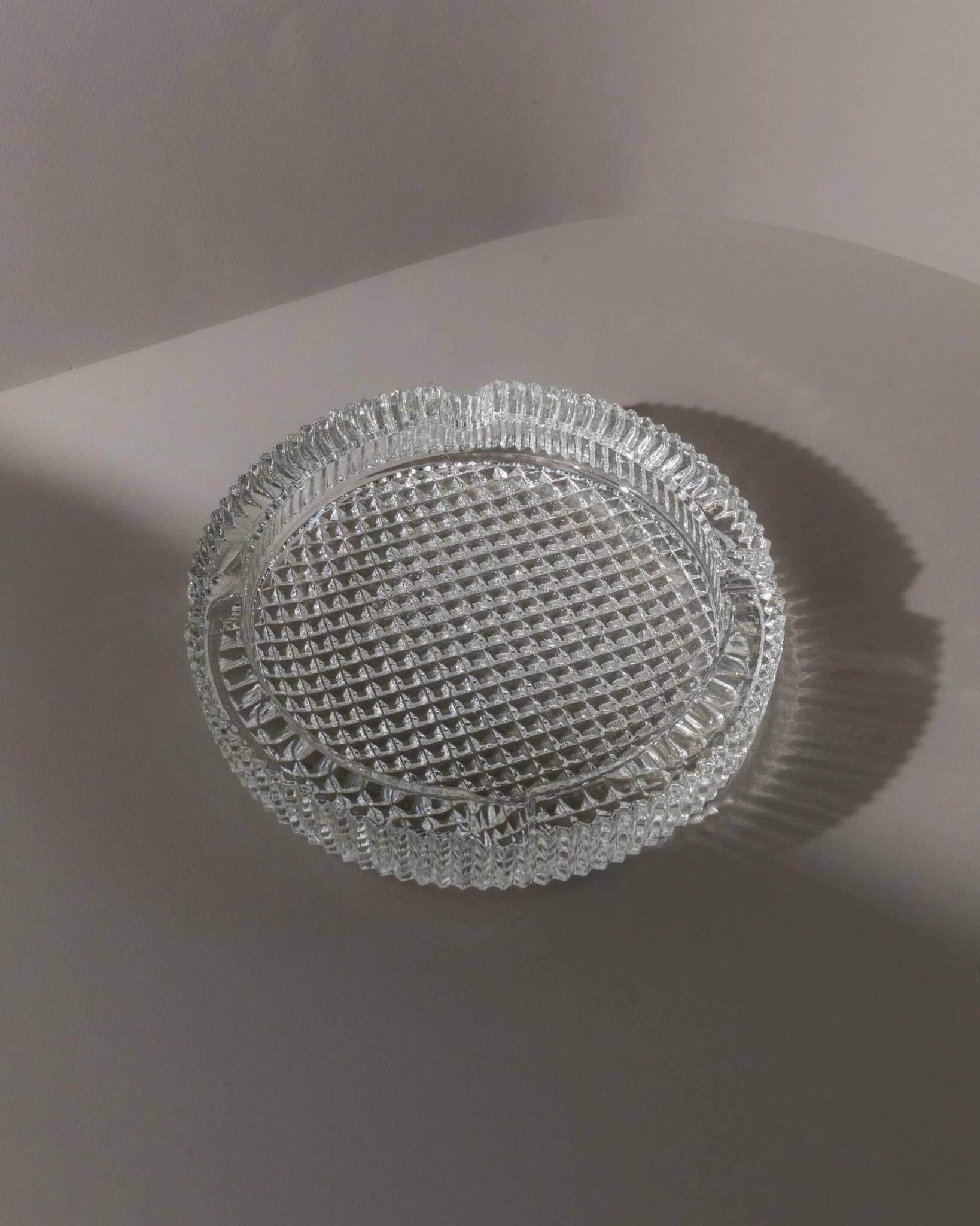 Large vintage Murano glass ashtray - textured glass - timeless design from Italy in the 1960s - elegant gift idea, retro table decoration.