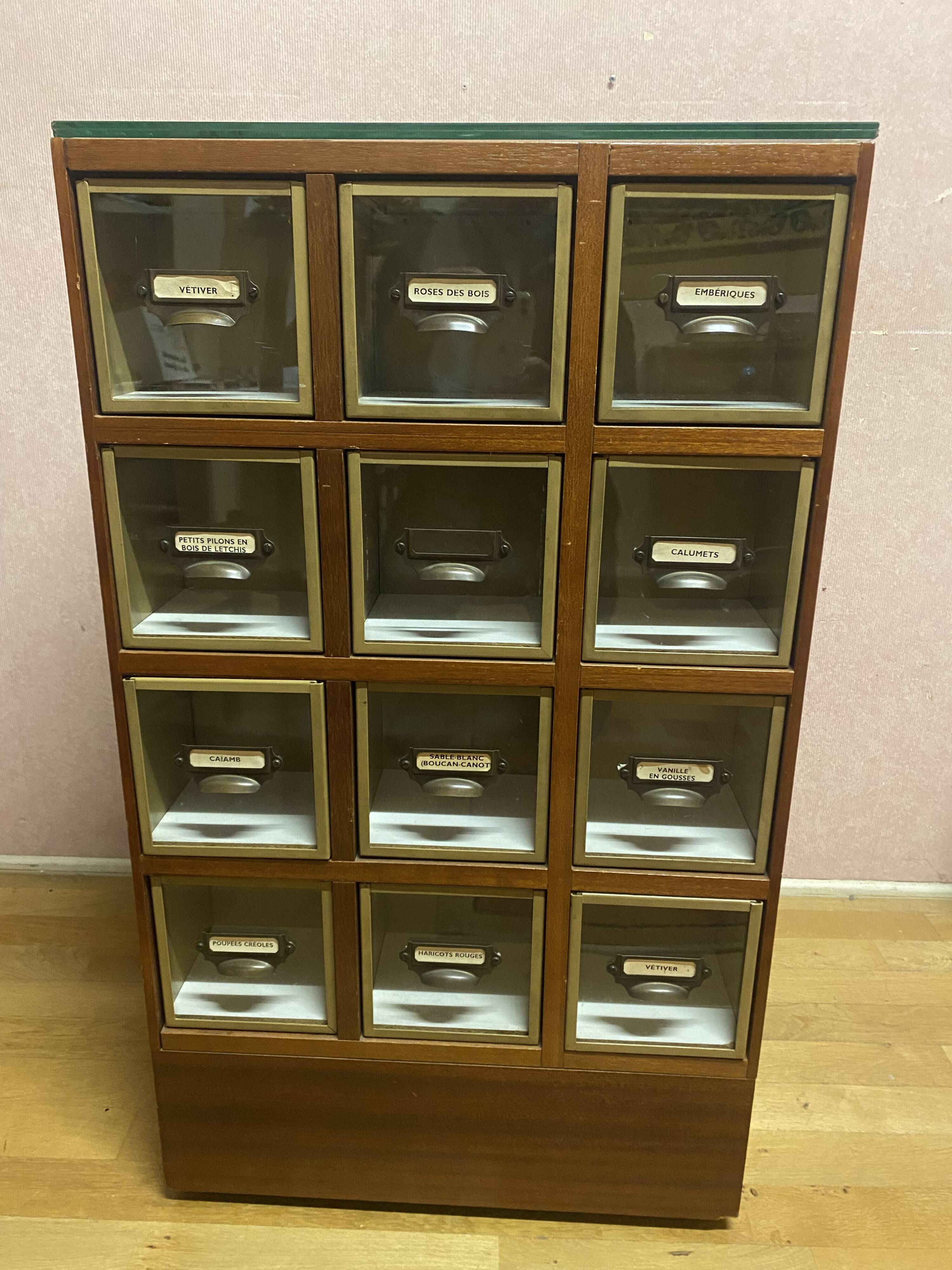 Seed cabinet on wheels, 12 compartmentalised drawers