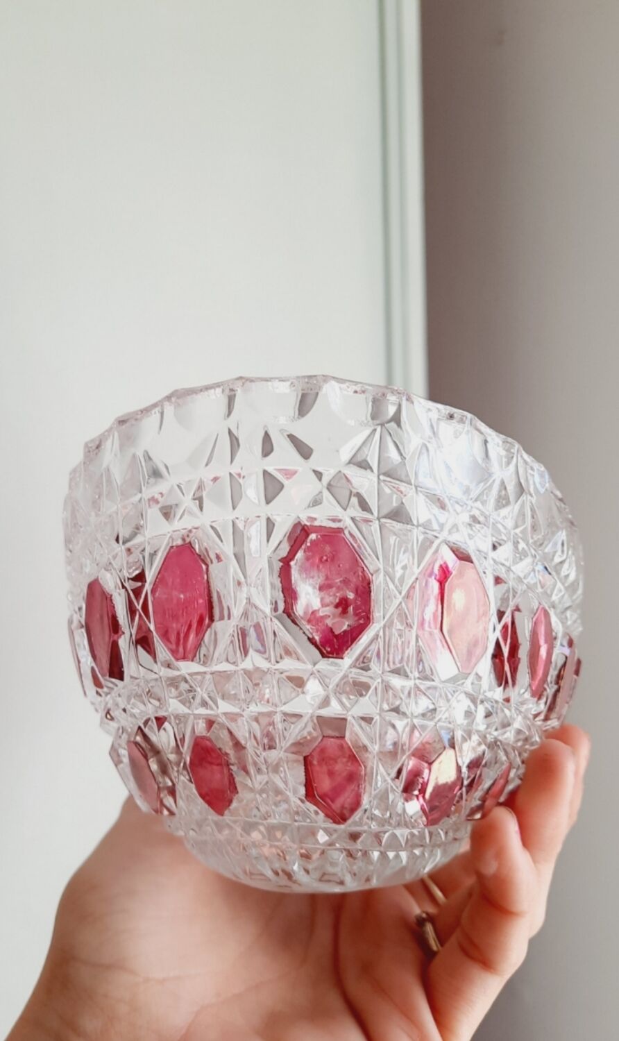 Crystal tidy