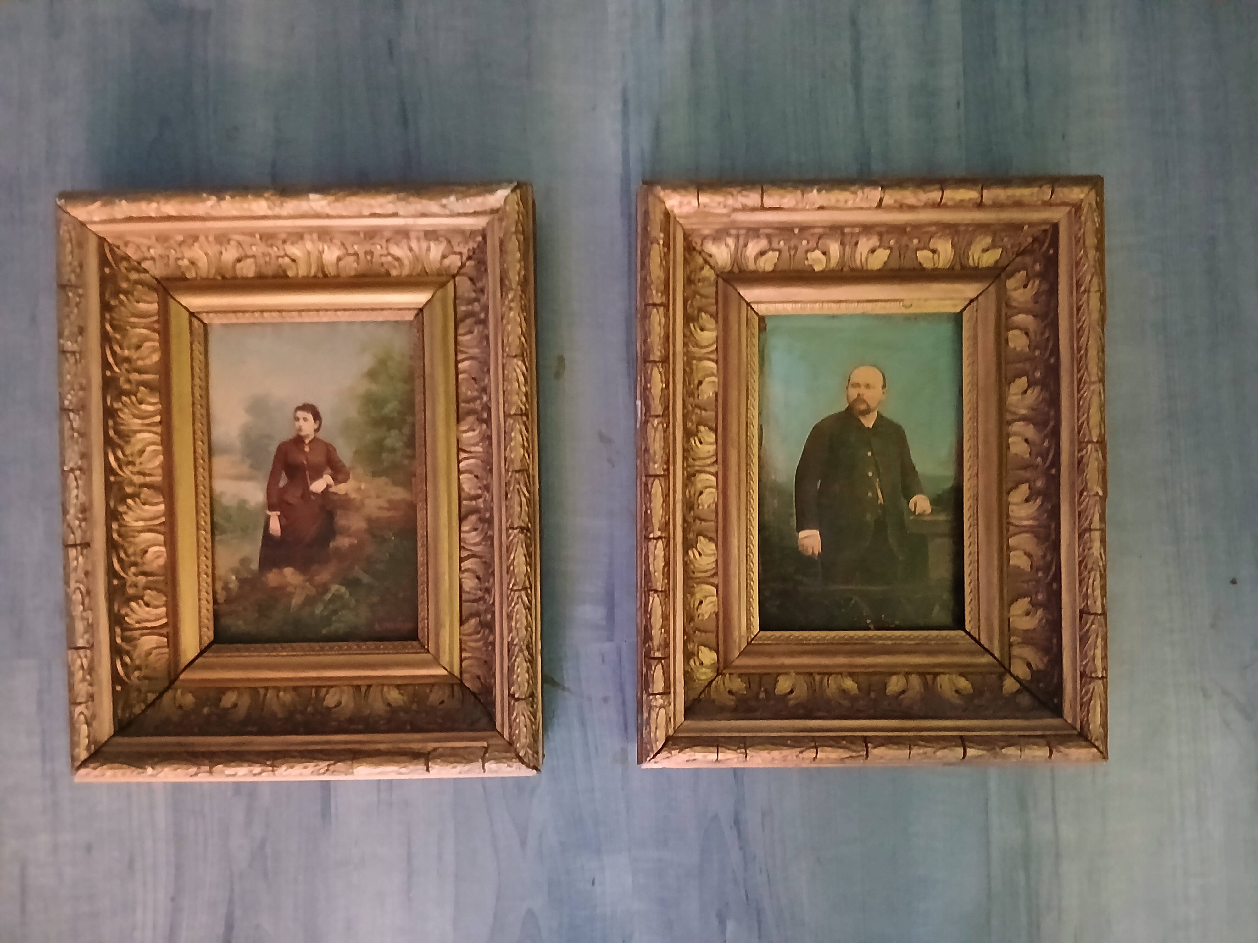 Pair of portraits - 19th century