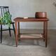 Table basse porte revue vintage en teck et corde